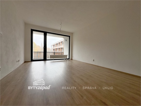 Pronájem bytu 2kk, 61 m² 2