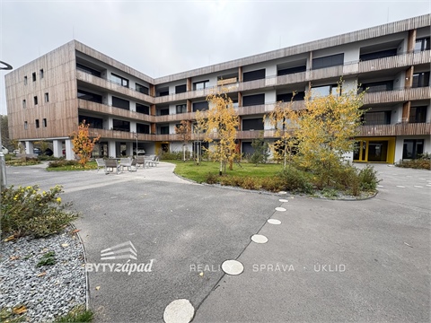 Pronájem bytu 2kk, 61 m² - 8