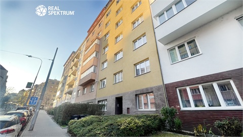 Pronájem bytu 1+1, 45 m² 2
