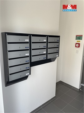 Pronájem bytu 2kk, 61 m² 10