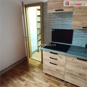 Pronájem bytu 2+1, 69 m² 0