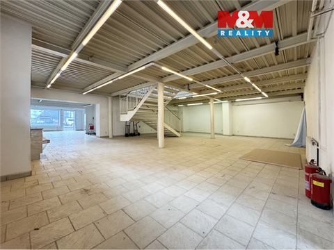 Pronájem obchodních prostor, 180 m² 0