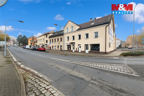 Pronájem obchodních prostor, 180 m² 2