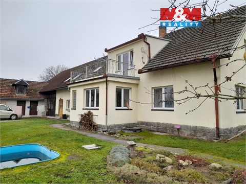 Pronájem rodinného domu, 130 m² 0