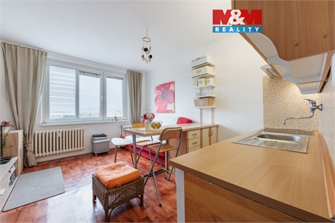 Prodej bytu 1+1, 38 m² 0