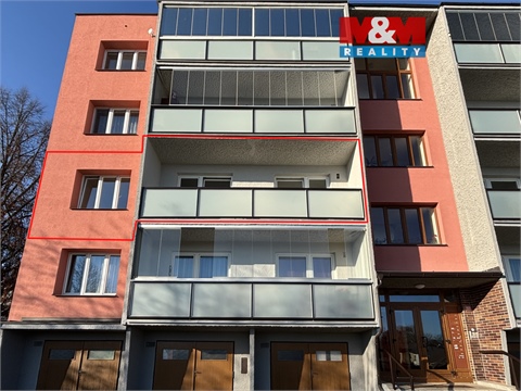 Pronájem bytu 3+1, 77 m² 0