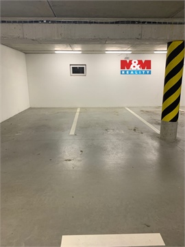 Pronájem parkovacího místa, 25 m² 0
