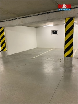 Pronájem parkovacího místa, 25 m² - 0