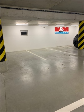 Pronájem parkovacího místa, 25 m² 0