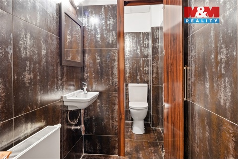 Pronájem kanceláře, 42 m² 8