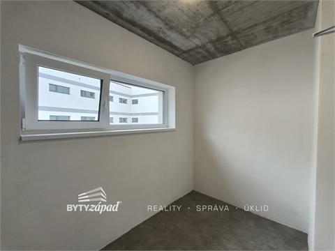 Pronájem bytu 2kk, 42 m² 10