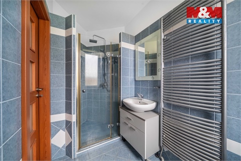 Prodej rodinného domu, 185 m² 10