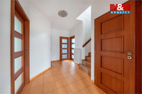 Prodej rodinného domu, 185 m² - 16