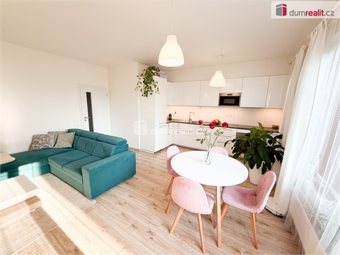 Pronájem bytu 3kk, 80 m² 8