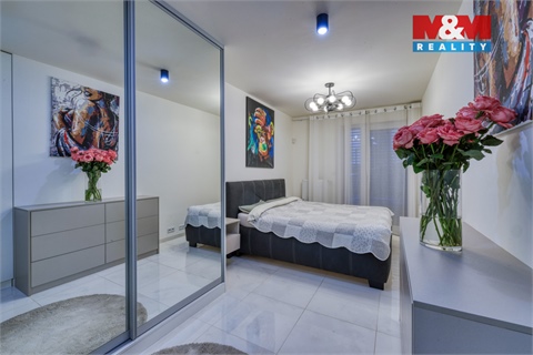 Prodej bytu 2kk, 61 m² 2