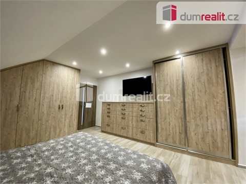 Pronájem komerčního objektu, 400 m² - 18