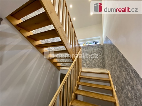 Pronájem komerčního objektu, 400 m² - 28