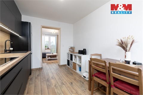 Prodej bytu 2+1, 57 m² 12