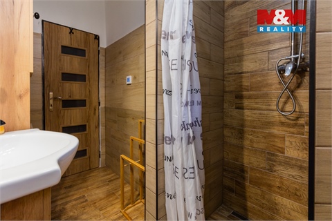 Prodej rodinného domu, 138 m² - 6