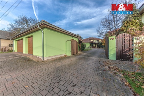 Prodej rodinného domu, 325 m² 12