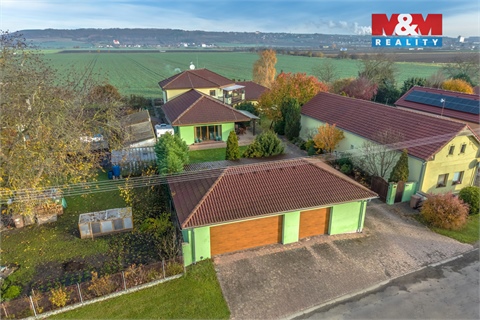 Prodej rodinného domu, 325 m² - 10