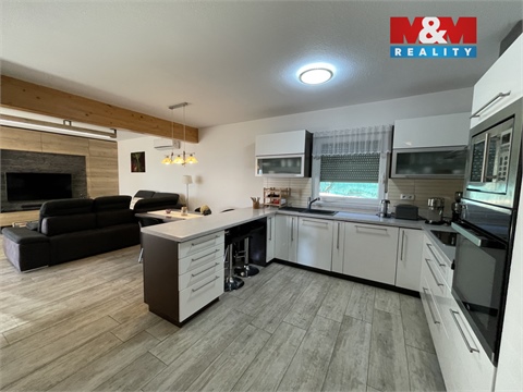 Pronájem rodinného domu, 130 m² 8