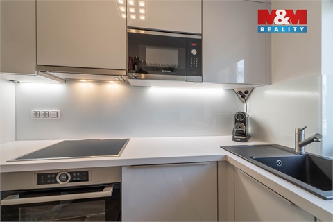 Prodej bytu 3+1, 100 m² 8