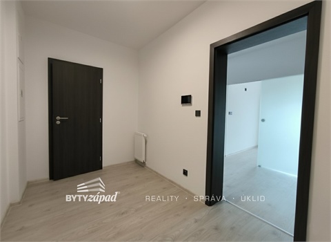Pronájem bytu 2kk, 42 m² 6