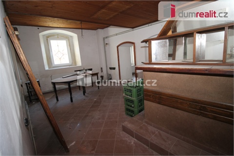 Prodej komerčního objektu, 1 385 m² 2