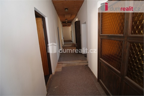 Prodej komerčního objektu, 1 385 m² - 10