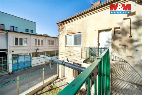 Prodej bytu 2kk, 62 m² - 18