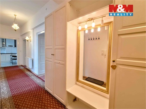 Prodej obchodních prostor, 107 m² 10