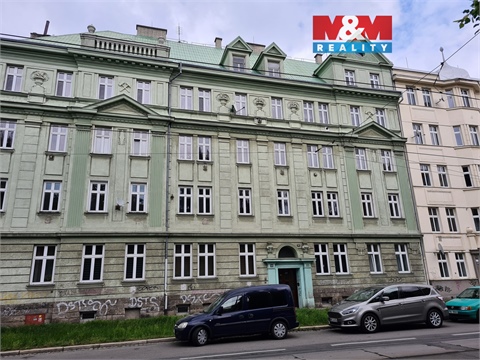 Pronájem obchodních prostor, 107 m² 0