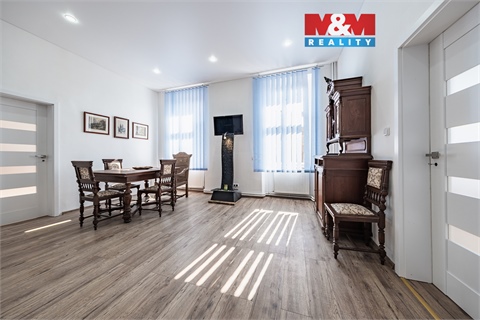 Pronájem bytu 3+1, 92 m² 0