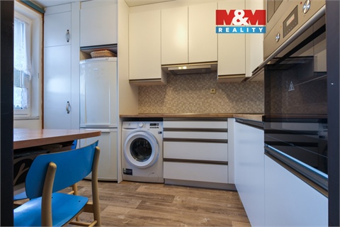 Prodej bytu 2+1, 45 m² 0