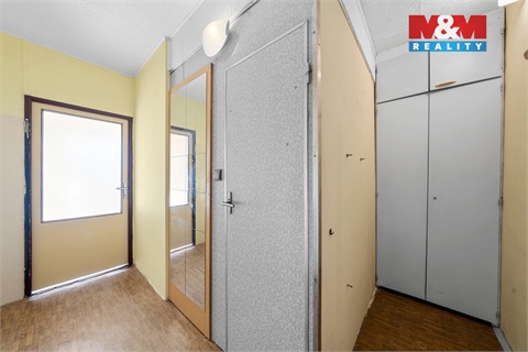 Prodej bytu 1kk, 28 m² - 14