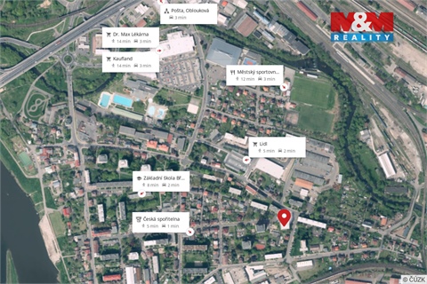 Prodej bytu 1kk, 28 m² - 24