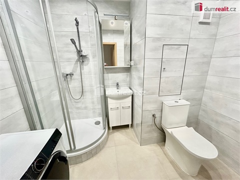 Pronájem bytu 2+1, 61 m² 2