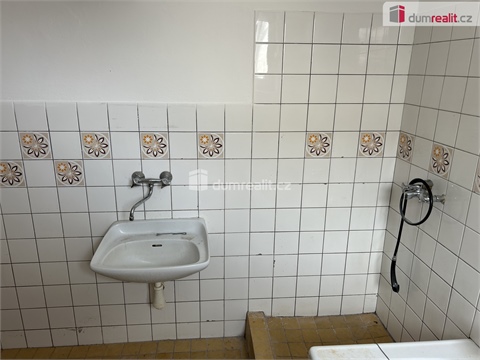 Prodej rodinného domu, 200 m² 16