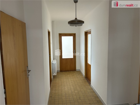 Prodej rodinného domu, 200 m² - 6