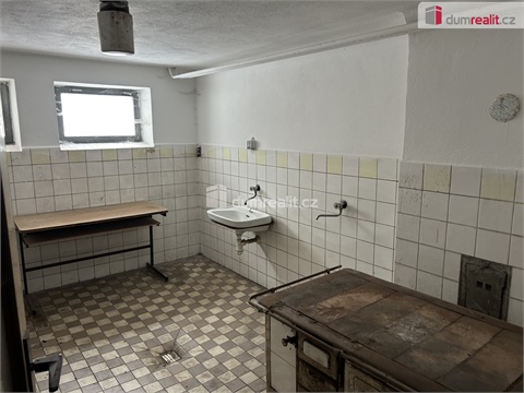 Prodej rodinného domu, 200 m² - 10