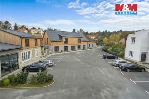 Prodej rodinného domu, 300 m² - 2