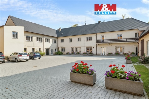 Prodej rodinného domu, 300 m² 0