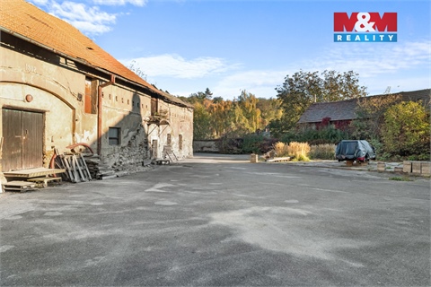 Prodej rodinného domu, 300 m² 14