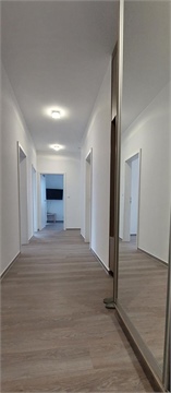Pronájem bytu 4kk, 112 m² 12