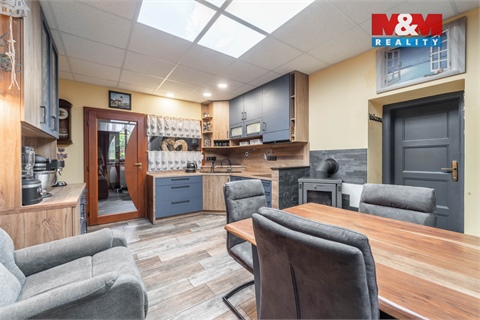 Prodej obchodních prostor, 340 m² 14