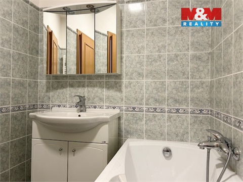 Pronájem bytu 2kk, 64 m² 12