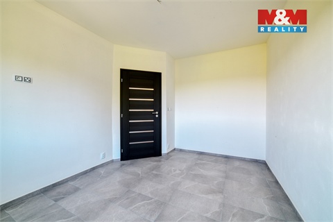 Pronájem bytu 3kk, 73 m² 12