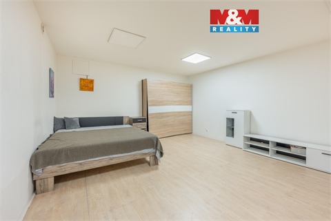 Prodej komerčního objektu, 49 m² 0