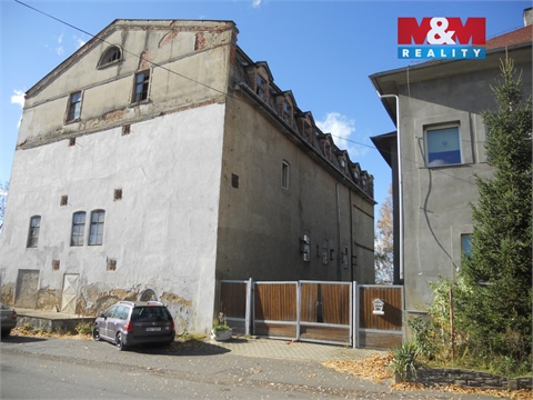 Prodej rodinného domu, 1 805 m² 2